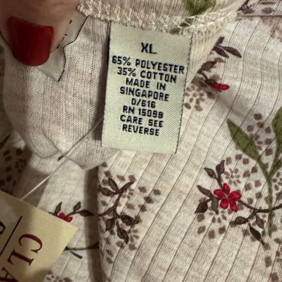 NWT  Floral Beige/Sage Print Casual Top   XLARGE/PETITE    #Q - Picture 7 of 10